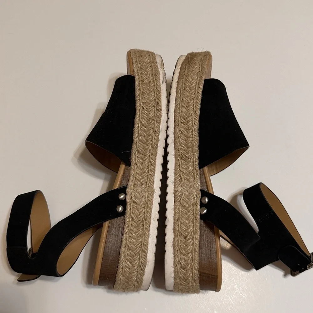 SODA black platform sandals, ankle strap, open front and back, jute accent, 7.5